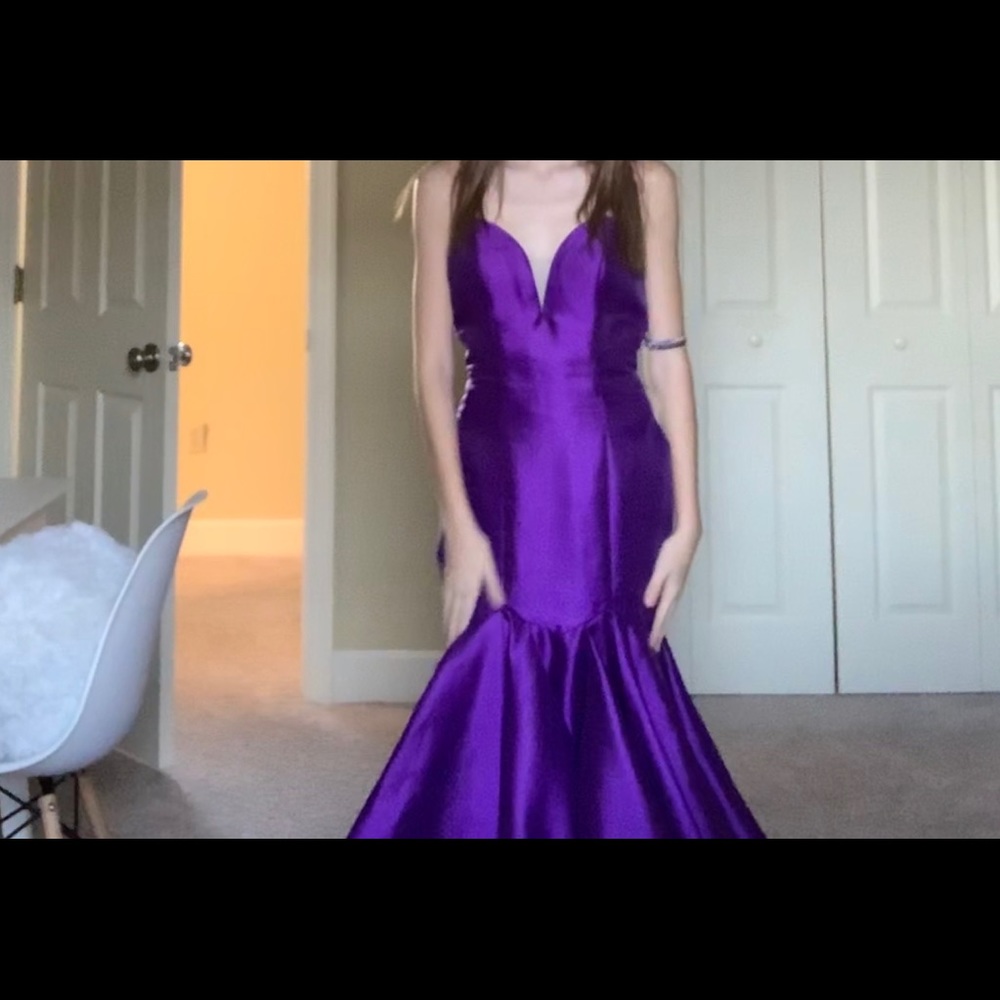 Purple fitted mermaid type prom dress